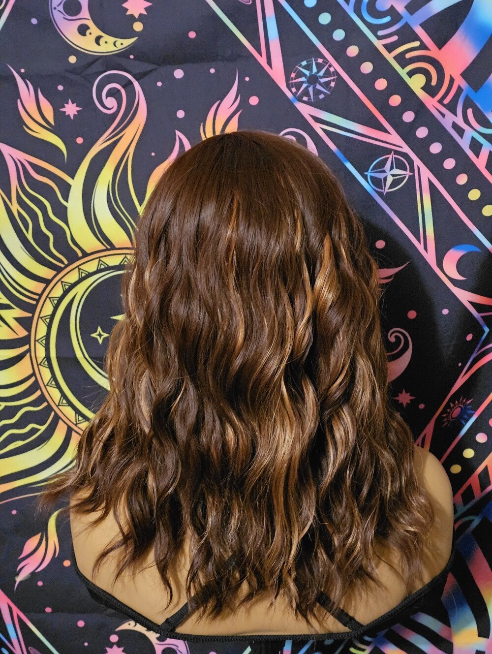 Wig - Picture 3 of 3